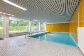Hauseigenes Schwimmbad - Dürfen wir vorstellen: „4‑Zimmer-Terrassenwohnung in Wentorf bei Hamburg“