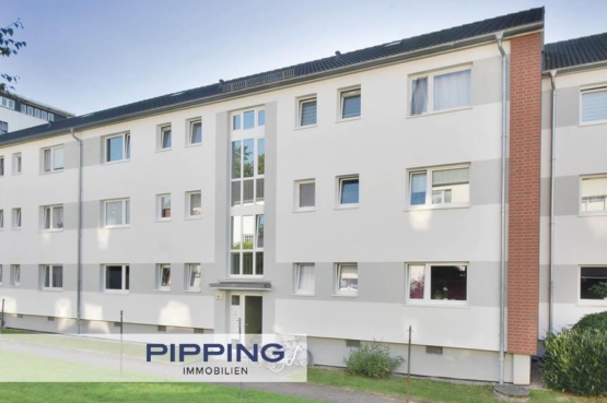 Eine solide Sache: „Vermietete 3‑Zimmer-Wohnung mit Außenstellplatz“, 21465 Reinbek, Etagenwohnung