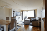 Lichterfülltes Wohnzimmer - In ruhiger Lage: „Gemütliche 3‑Zimmer-Wohnung mit Balkon“