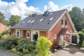 In zentraler und ruhiger Lage: "Charmante Doppelhaushälfte mit liebevoll angelegtem Garten" - Objektbild
