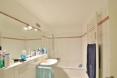Helles Vollbad - Im Herzen von Lüneburg: „Moderne 2‑Zimmer-Wohnung mit Balkon“