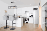 Moderne Einbauküche - Komfortables Wohnen: „Stilvolle 2‑Zimmer-Erdgeschosswohnung in ruhiger Lage von Reinbek“