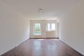 Geräumiger Wohnbereich - Im Herzen von Wentorf: „Gemütliche 2‑Zimmer-Erdgeschosswohnung mit Terrasse und Gartenanteil“