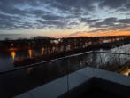 Traumhafte Aussicht! - Mit unverbautem Blick auf die Elbe: „Hochwertige 2‑Zimmer-Penthouse-Wohnung in Geesthacht“