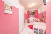 Ideales Kinderzimmer - Zwei Einheiten – ein Zuhause: „Familienfreundliches Wohnen in Reinbek“