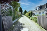 Auffahrt mit... - Wohnen auf dem Land: „Charmantes Einfamilienhaus in ruhiger Lage von Kuddewörde“