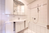 Großes Duschbad - Für Eigennutzer oder Kapitalanleger: „Gut geschnittene 4‑Zimmer-Wohnung mit Balkon“