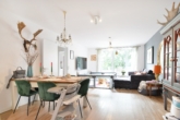 Wohn- und Esszimmer - Modern und gut gelegen: „Geräumige 3‑Zimmer-Wohnung mit Balkon“