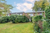 Gepflegter Garten mit ... - Voller Potenzial: „Reihenhaus in bevorzugter Lage von Reinbek wartet auf Ihre kreativen Ideen“