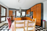 Hochwertige Einbauküche - Wohnen und Gewerbe unter einem Dach: „Geräumige 4‑Zimmer-Wohnung mit sonniger Dachterrasse“