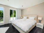 Masterbedroom - In bester Lage: „Klassische Schönheit auf uneinsehbarem Grundstück“