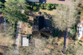 Grundstücksbild - In bevorzugter Lage : „Charmantes Einfamilienhaus mit Einliegerwohnung in Aumühle“