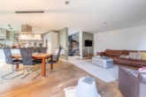 Anliegender Essbereich - Exklusives Architektenhaus: „Willkommen in Ihrem neuen Zuhause“