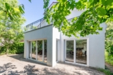 Sonnige Terrasse - Familien(t)raum in Börnsen: „Großzügiges Einfamilienhaus auf uneinsehbarem Grundstück“