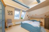 Ein Katzensprung zur S-Bahn: "Gemütliche 2-Zimmer-Maisonettewohnung in Wentorf" - Gemütliches Schlafzimmer