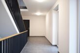 Einziehen und wohlfühlen: "Moderne 3-Zimmer-Wohnung mit Dachterrasse" - Treppenhaus