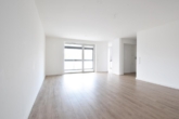 Musterbild Wohnbereich - Einziehen und wohlfühlen: „Stilvolle 2‑Zimmer-Neubau-Wohnung mit Loggia“