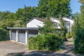 Gargenstellplatz - Mitten im Grünen: „Ruhig gelegenes Reihenhaus mit Garage in Aumühle“